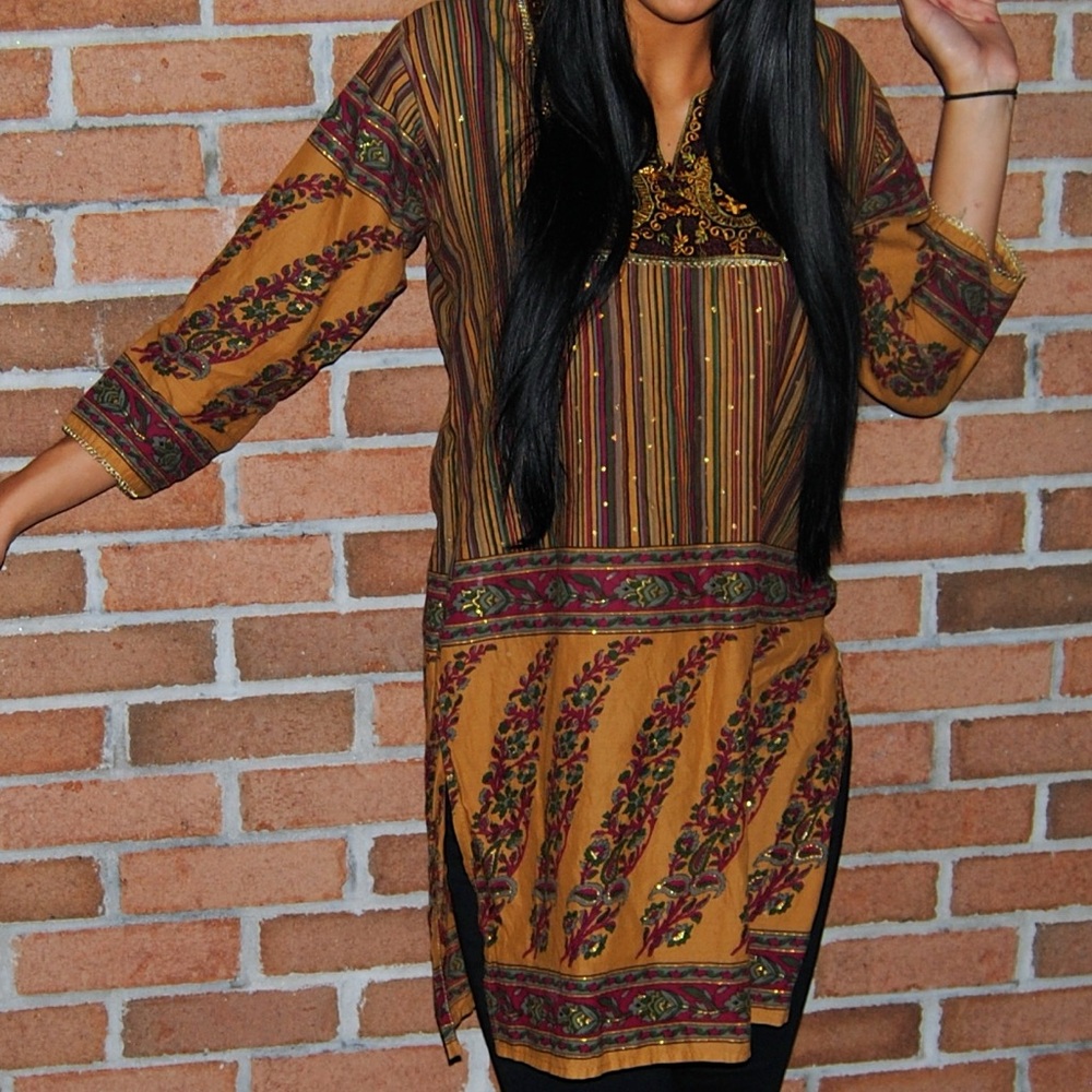 Vintage Embroidered Boho Kurta Tunic | India Pakistan |